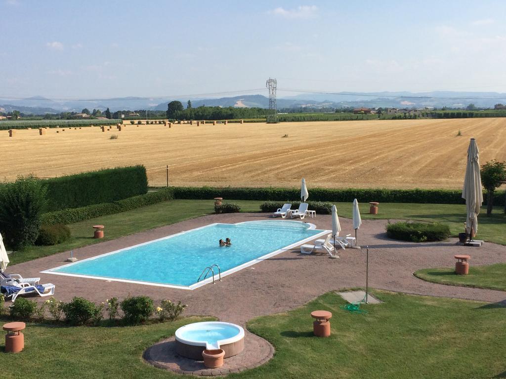 Agriturismo La Lupa Madonna della Provvidenza Buitenkant foto